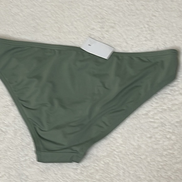 Ripcurl and Loft Women’s Bikini Bottoms Size Medium Blue/Green NWT 2pc Bundle - Picture 7 of 16